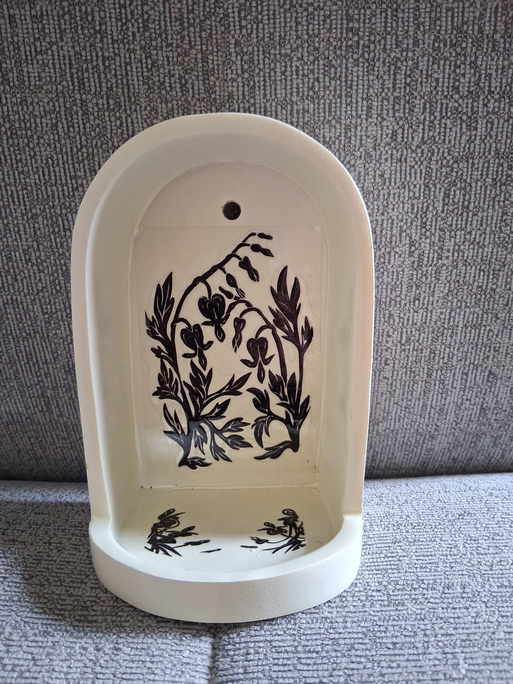 White Ceramic Wall Niche with Black Floral Design Stickers Resin 3.5x5.5